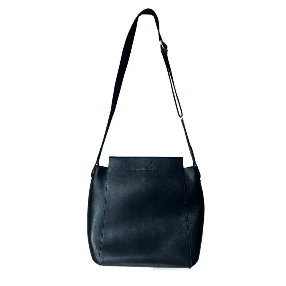 Everlane The Form black leather crossbody bag pus adjustable strap